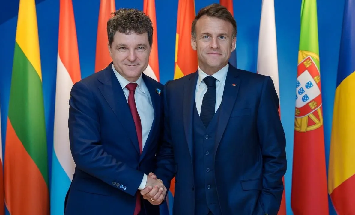 România caută protecție strategică sub scutul Franței. Câte focoase nucleare controlează Emmanuel Macron