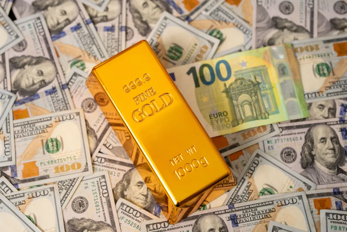 Euro, tot mai aproape de pragul 5,2 lei