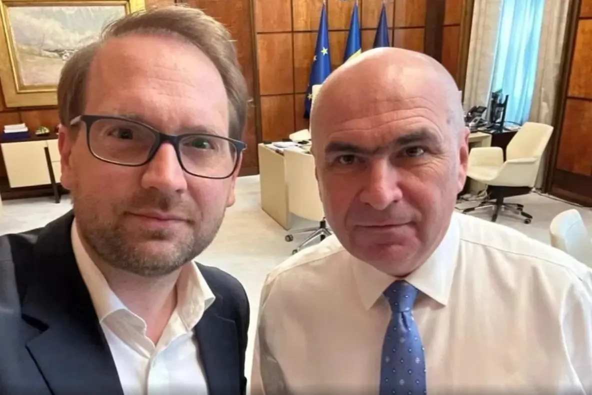 USR confirmă negocierile cu tabăra lui Bolojan. Se pregătește o nouă forță politică de dreapta?