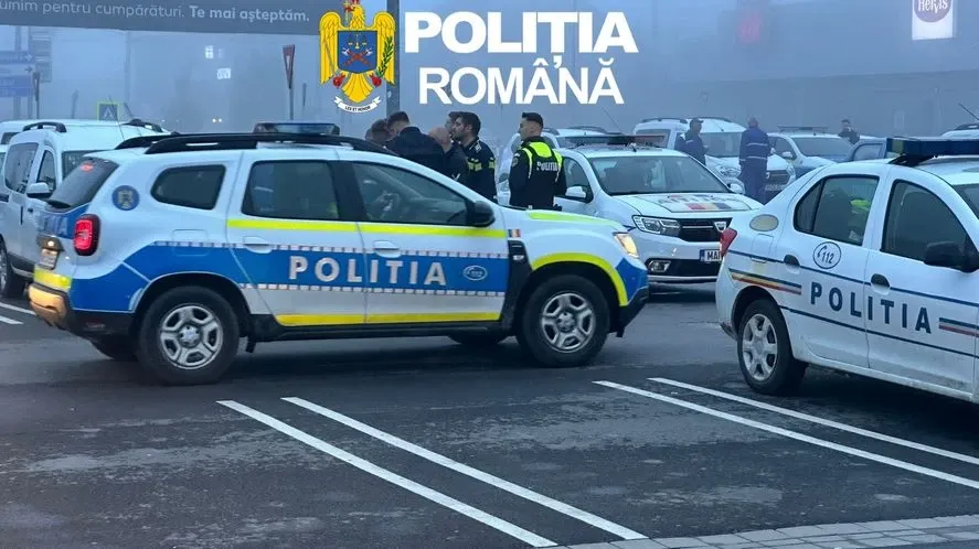 Rețea destructurată de polițiști: autoturisme de lux furate din Europa, revândute în România