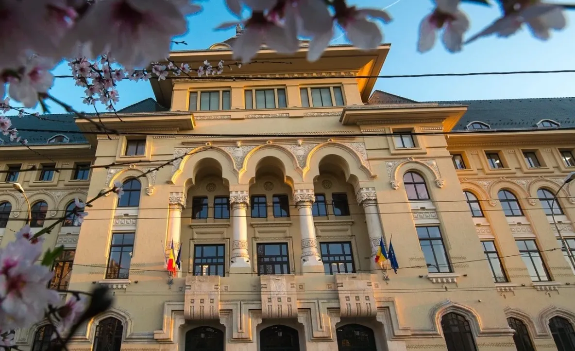 BOMBA DIN PRIMĂRIA CAPITALEI: Austeritate pentru bucureșteni, milioane de euro în sporuri pentru apropiații administrației