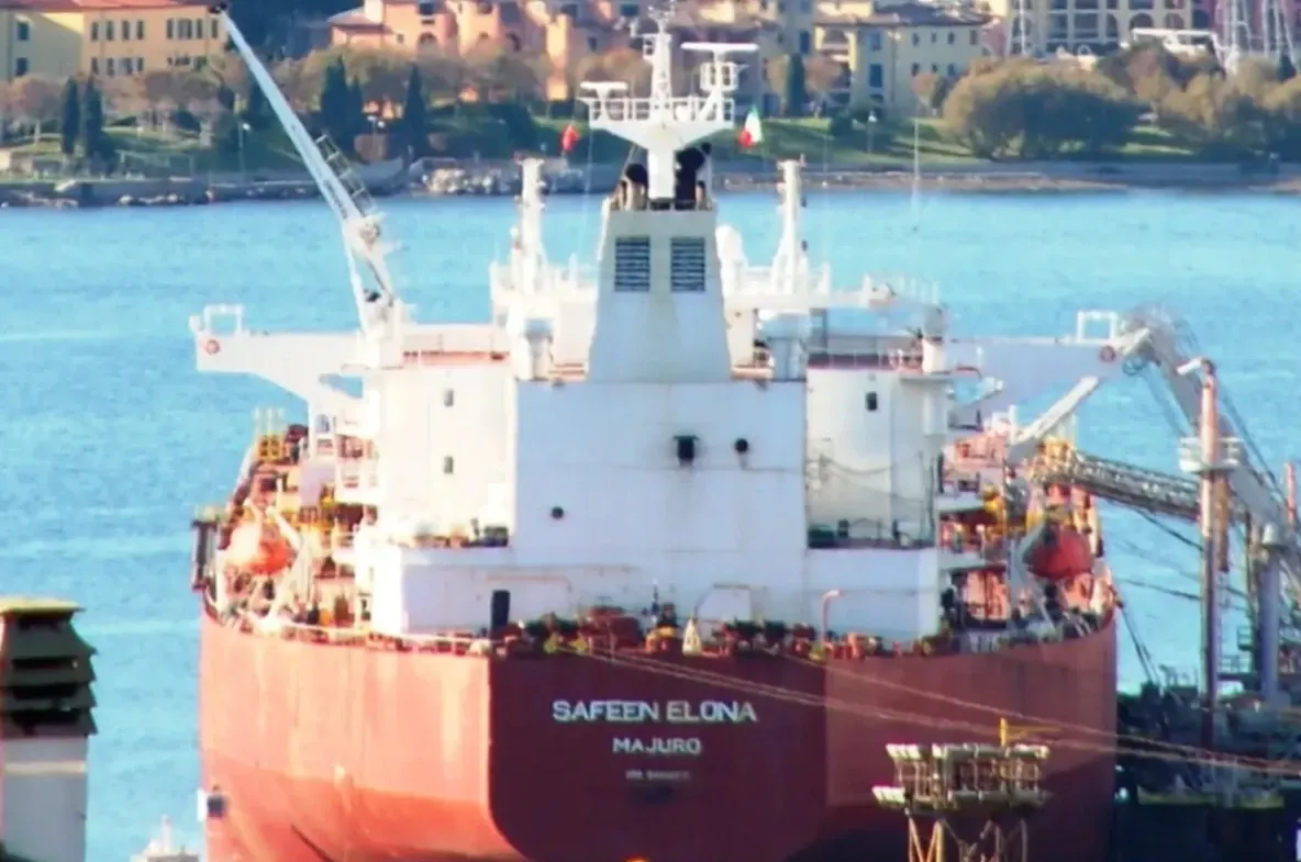 Ținta dronei care a explodat la Constanța, o navă "fantomă" rusească aflată în port - PRESA