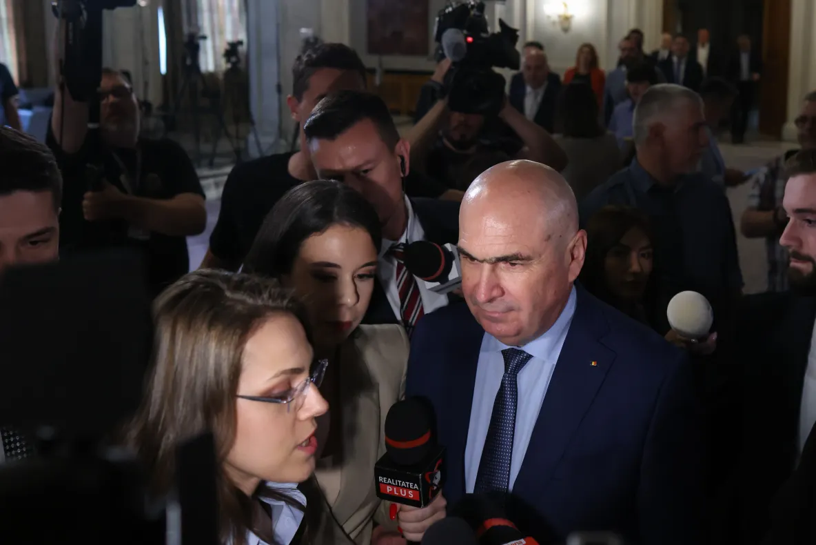 EXCLUSIV: Noi acțiuni la instanță depuse împotriva lui Bolojan