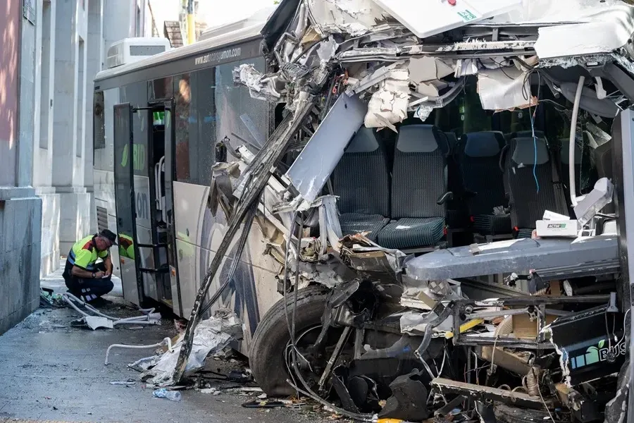 Accident de autobuz în Spania. 46 de răniți, dintre care 4 în stare critică