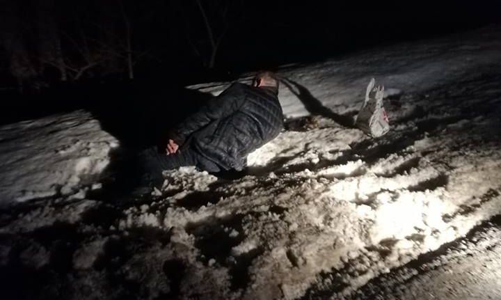 Bărbat inconștient, înghețat, salvat de jandarmi