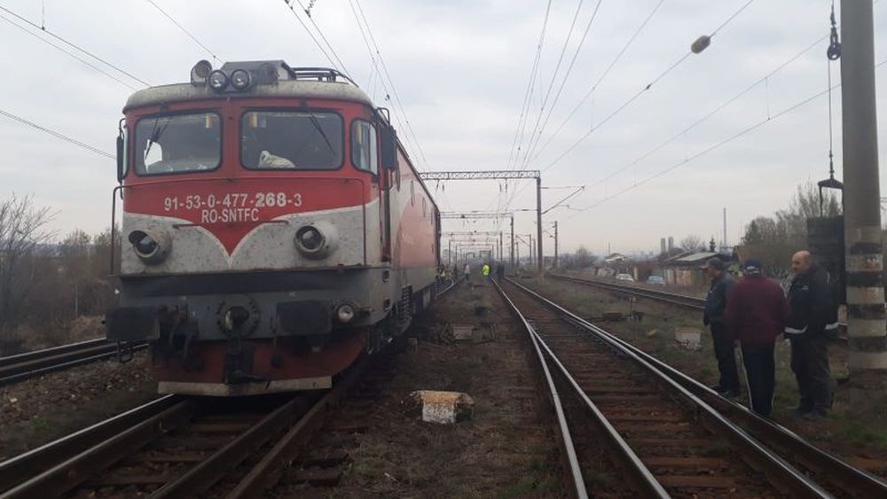 Mai multe trenuri au fost OPRITE în stații, în județul Brașov