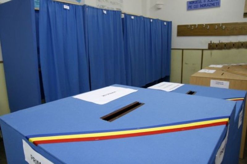 Operatorii de date prezenți la procesul electoral din 26 mai își pot ridica indemnizațiile, de astăzi! Programul casieriilor