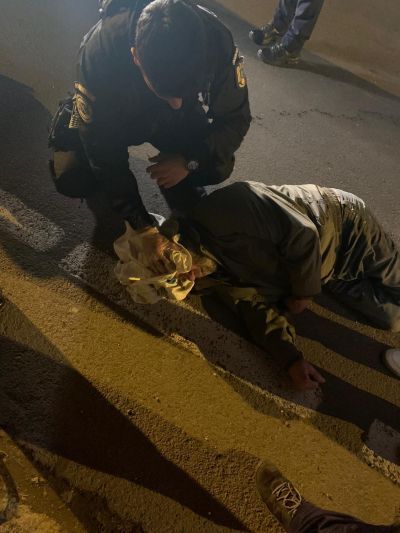VIDEO+FOTO Jandarmii i-au salvat viața unui bătrân
