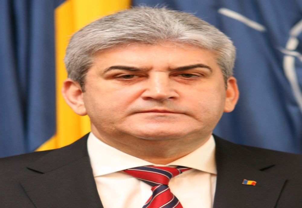 Gabriel Oprea, îndemn la mobilizare: Județele neinfectate cu coronavirus pot ajuta într-un efort național