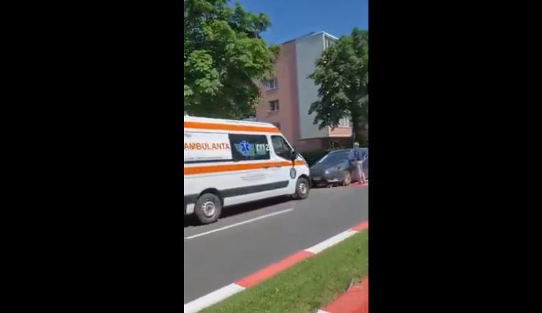 VIDEO Copil accidentat de autoturism!