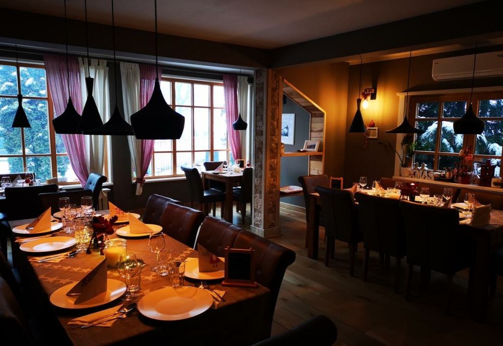 Reguli și mai stricte, de astăzi, în cafenelele și restaurantele din Brașov