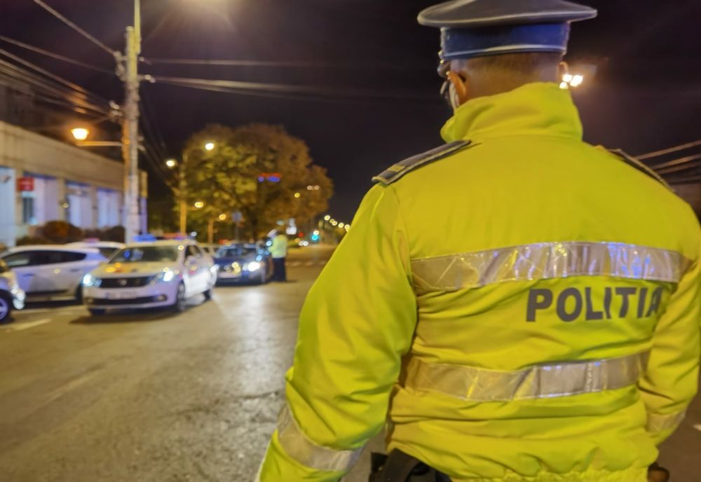 Peste 1700 de persoane au fost legitimate de polițiștii brașoveni, care au dat amenzi de aproape 22.000 de lei
