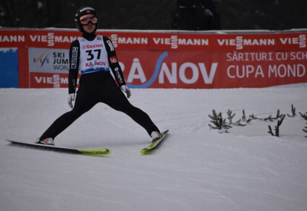 Prima etapă de Cupă Mondială la sărituri cu schiurile de la Râșnov a fost câștigată de o sportivă din Slovenia