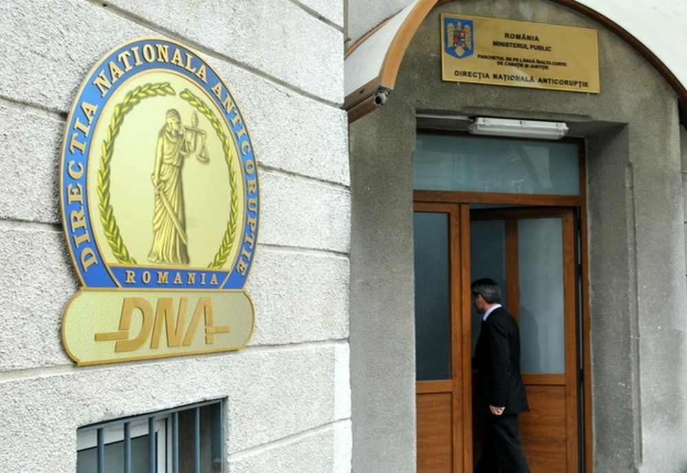 Primarul comunei braşovene Comăna, acord de recunoaştere a vinovăţiei cu procurorii în dosarul de ultraj