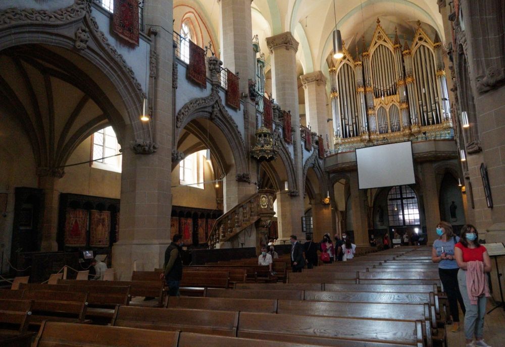 VIDEO Braşovenii şi turiştii s-au vaccinat anti-COVID-19, astăzi, la Biserica Neagră