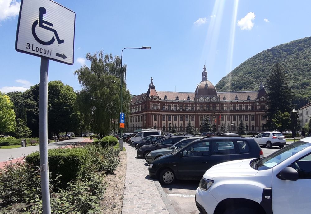 Primăria Braşov a pierdut un nou proces cu firma care administrează parcările! Allen Coliban: "Va fi o luptă pe viață și pe moarte!"