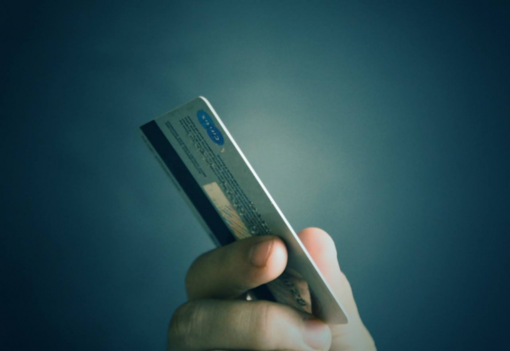 Băncile nu pot recupera banii din tranzacțiile neautorizate de sistemul bancar în caz de fraudă