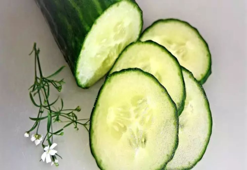 10 legume și fructe pentru hidratarea organismului