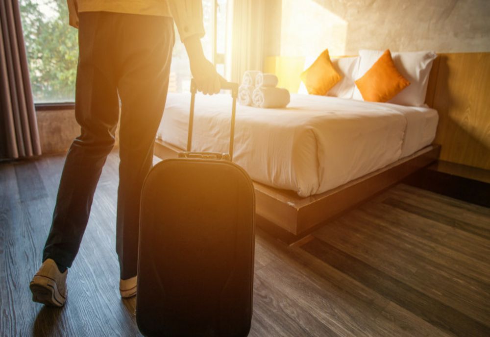 RECOMANDĂRILE MAE pentru românii care călătoresc în străinătate de Paşte şi în minivacanţa de 1 Mai
