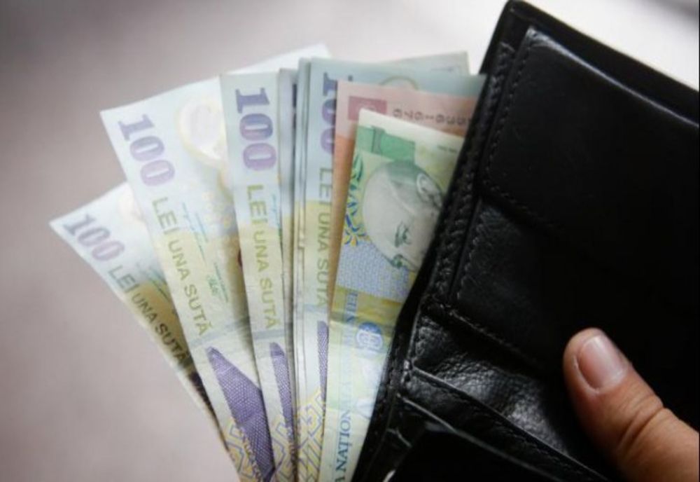 Vești bune de la Comisia Europeană: Salariile românilor ar putea să crească