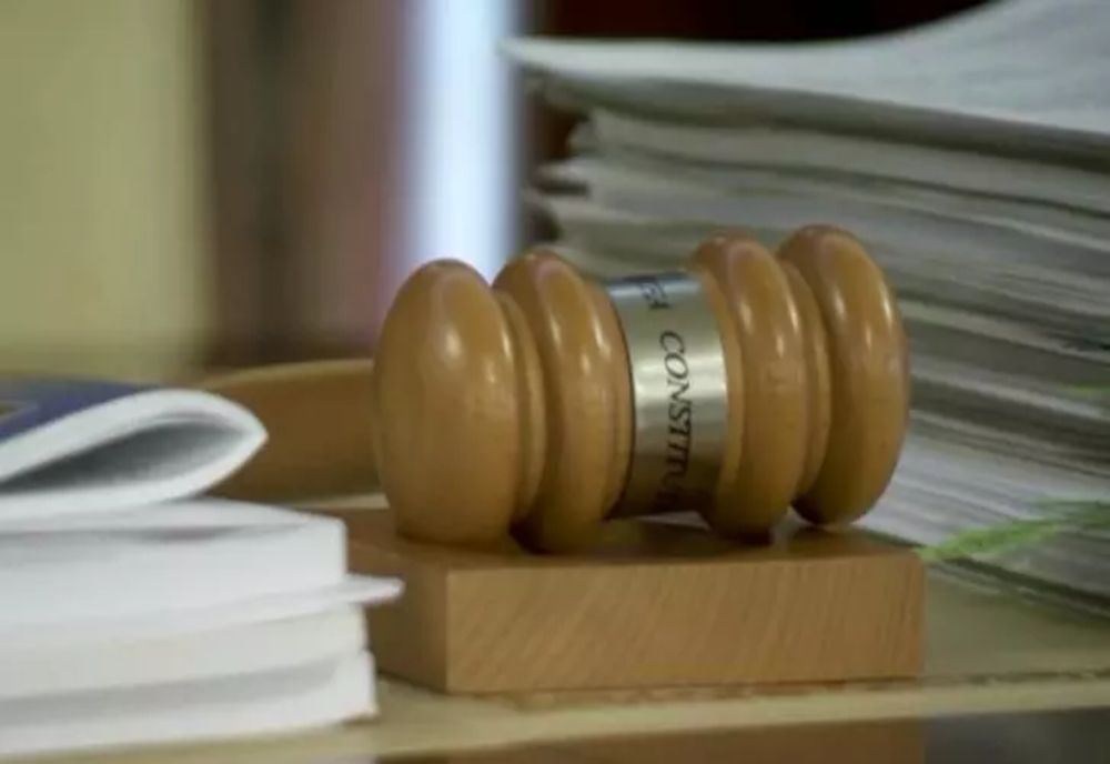 CARTEL ALFA ȘI AUR AU SOLICITAT AVOCATULUI POPORULUI SĂ ATACE LA CCR ORDONANȚA TRENULEȚ
