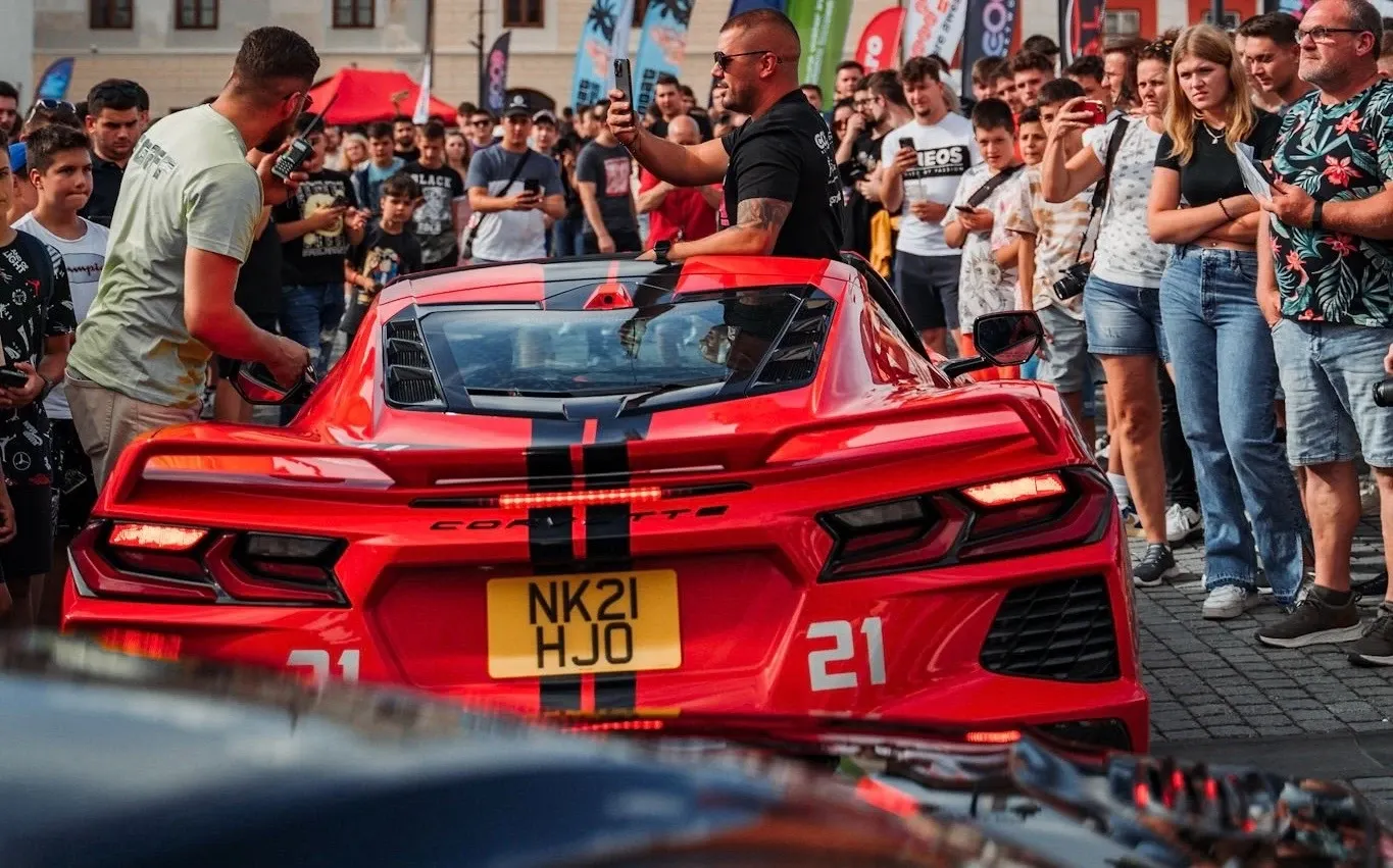 GOAT Rally 2026 ajunge în Piața Sfatului din Brașov