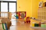 Primăria Brașov acordă 850 de lei lunar pentru fiecare copil care nu a obținut loc la creșă