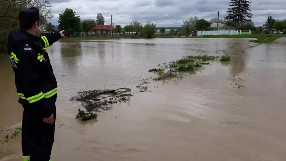 Inundații