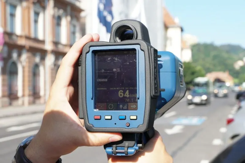 pistol radar (1)