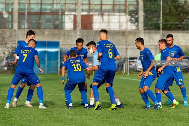Corona fotbal
