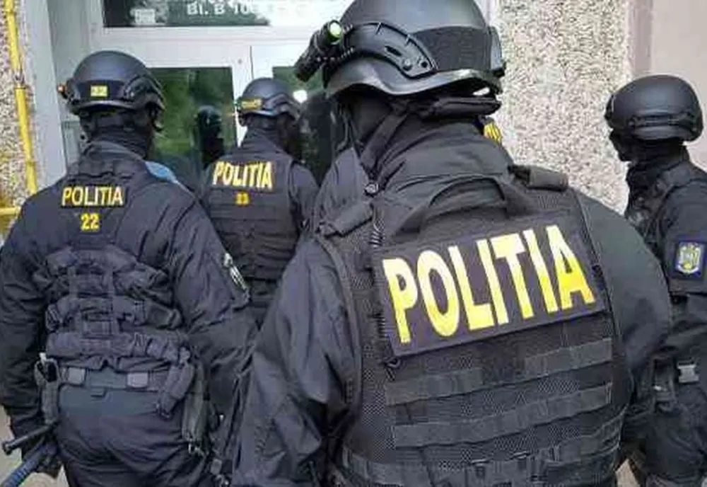 Percheziții ale polițiștilor din Prahova în județele Giurgiu și Brașov. Sunt vizați spărgători de locuințe
