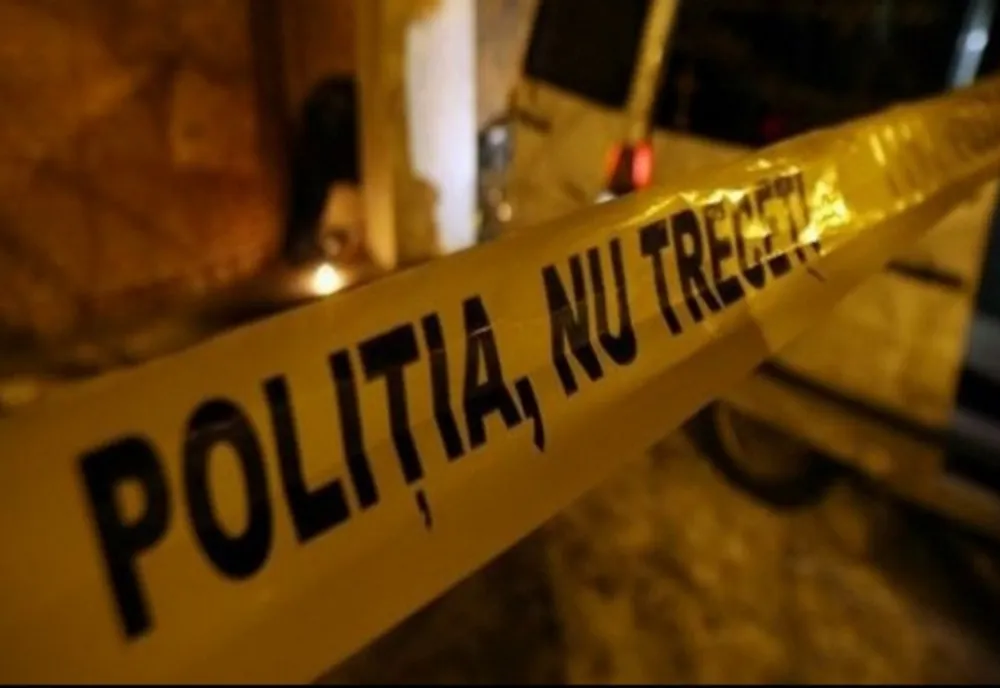 Femeie ucisă cu mai multe lovituri de cuțit de o tânără de 18 ani!