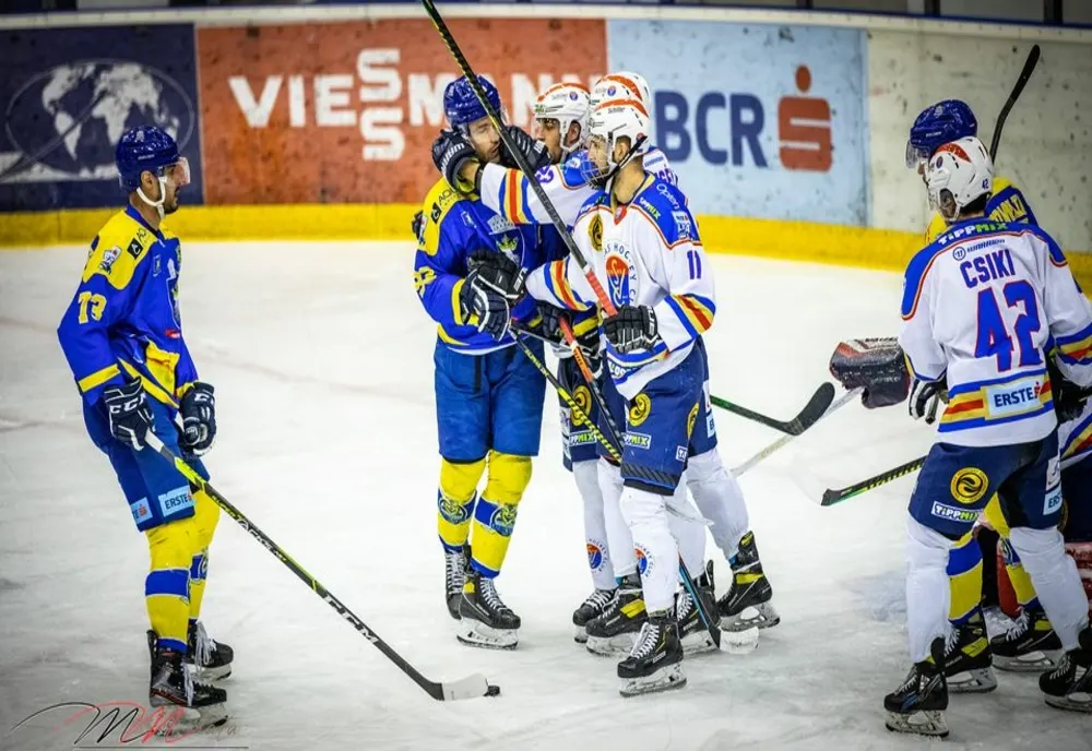 HOCHEI: Meciul decisiv pentru calificarea în semifinalele Erste Liga va avea loc la Brașov!