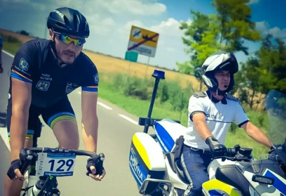 Un polițist brașovean a pedalat 300 de kilometri