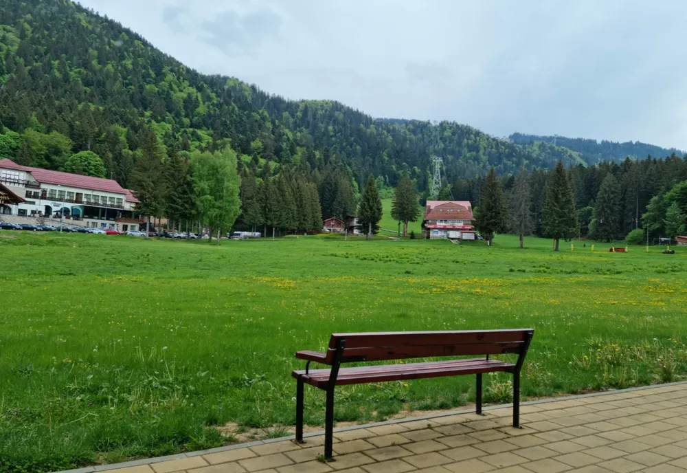 Mii de turiști și-au petrecut vacanța de Rusalii în Poiana Brașov