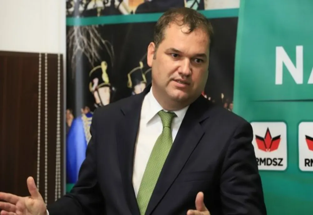 Ministrul Cseke Attila a semnat, luni, 12 noi contracte finanţate din Planul Naţional de Redresare şi Rezilienţă, în valoare de peste 1,4 miliarde de lei 