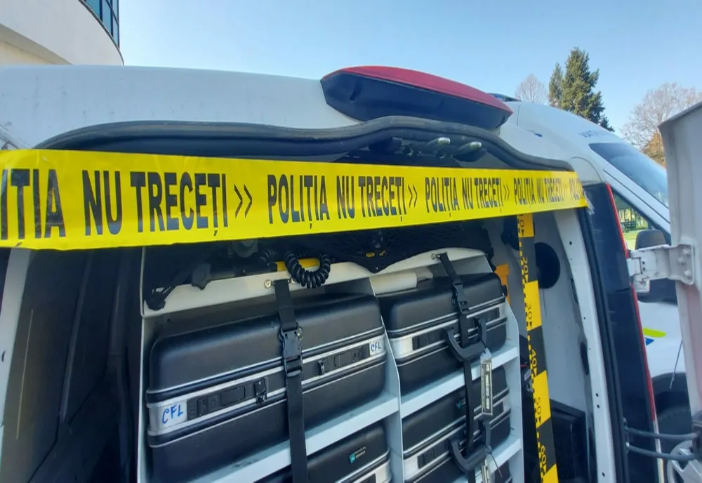 DESCOPERIRE ȘOCANTĂ ÎNTR-O CASĂ DIN BRAȘOV. BĂRBAT DECEDAT DE ANI DE ZILE, GĂSIT MUMIFICAT ÎN CASĂ