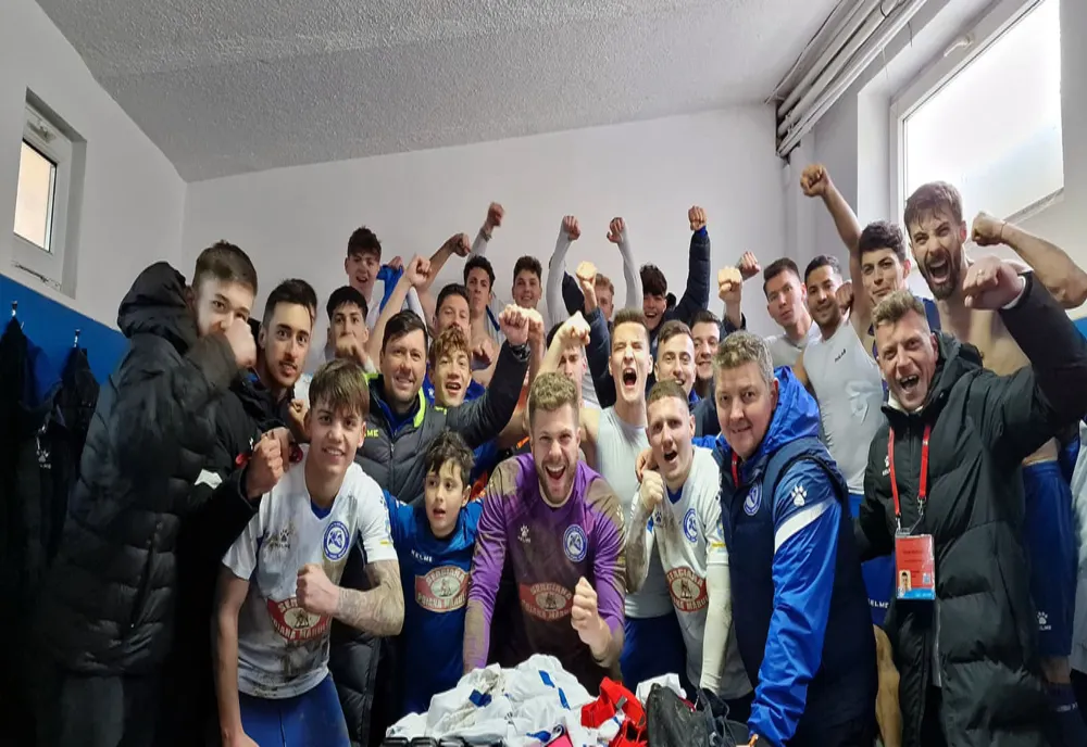 Etapă fabuloasă în Liga a 3-a! Victorii pentru toate echipele din județ! Kids Tâmpa zdrobește liderul seriei / SR Brașov, succes în deplasare / Cetate Râșnov și Olimpic Zărnești, victorii la scor!