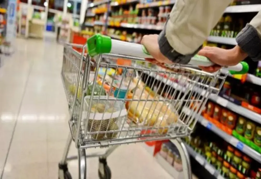 Un produs din coșul de bază al românilor se scumpește din cauza Ucrainei - Decizia care lasă România fără o resursă importantă