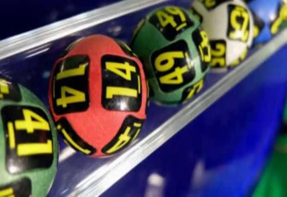 REPORT URIAȘ LA LOTO 6/49