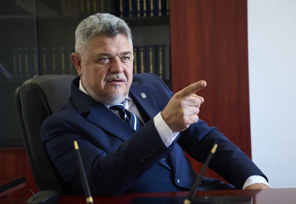 Când nu știi să produci, taxezi! Deficitul nu este o problemă contabilă este o problemă structurală.