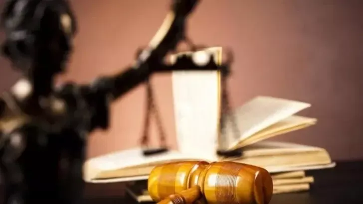 Justiție