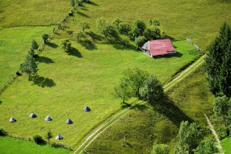 sat-magura-casa-dealuri