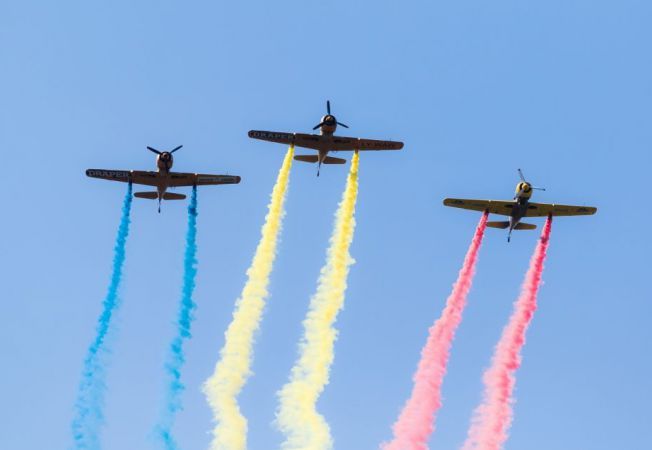 652x450_200677-ziua-aviatiei