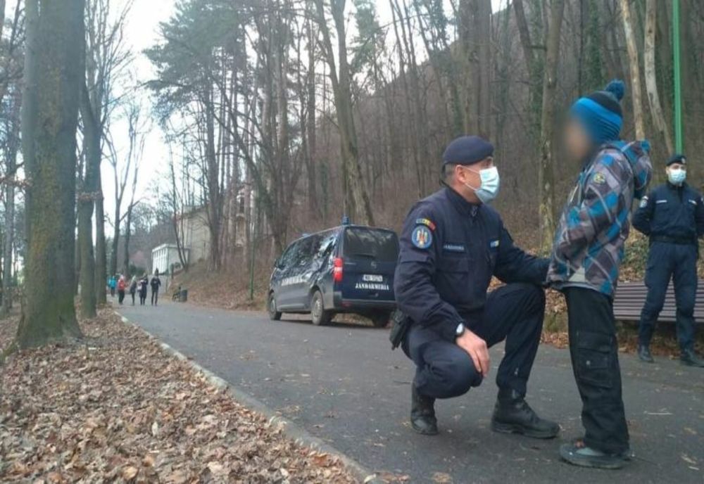 Un copil de 5 ani rătăcit sub Tâmpa a fost găsit de jandarmi
