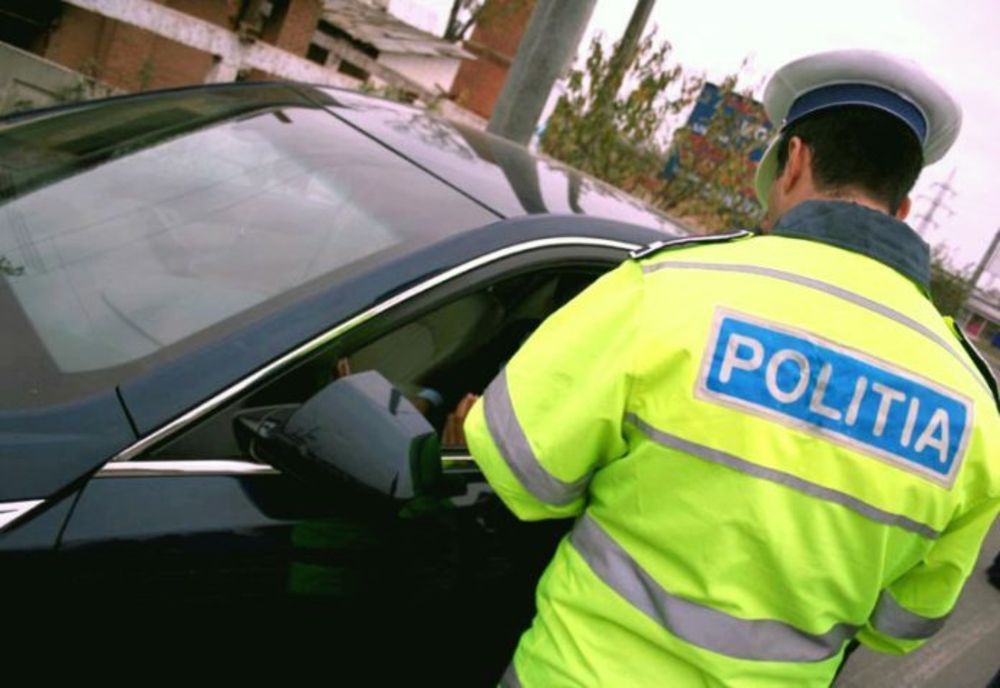 Peste 1.000 de amenzi în valoare totală de aproape 300.000 de lei date de polițiştii rutieri din Braşov