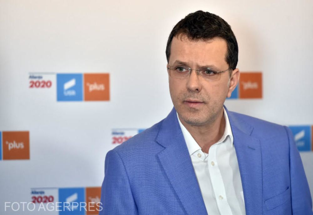 USR, atac la noua coaliție: Frăția PNL-PSD-UDMR blochează eliminarea pensiilor speciale pentru primari