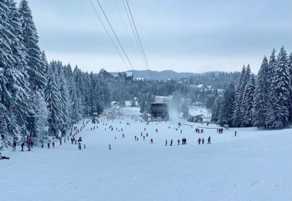 Instalațiile de transport pe cablu din Poiana Brașov AU FOST ÎNCHISE