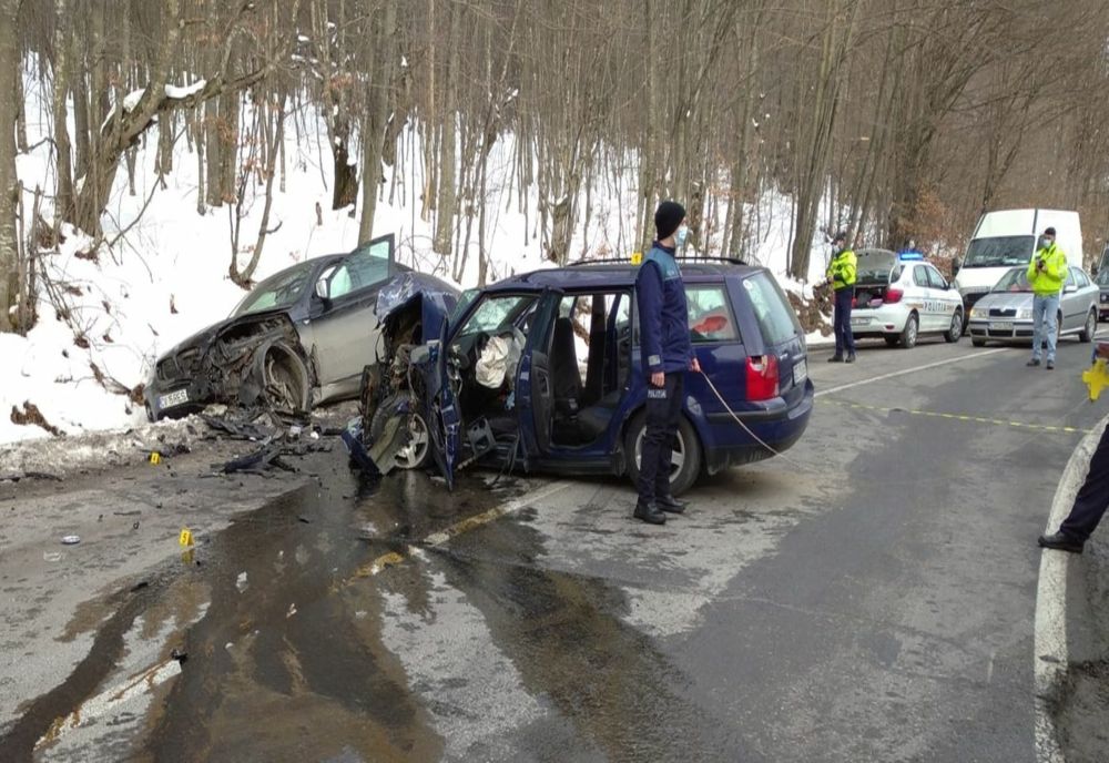 Un accident rutier blochează traficul pe DN10