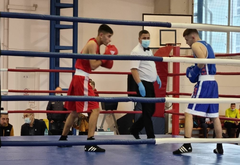 Au început Campionatele Naționale de box, la Brașov